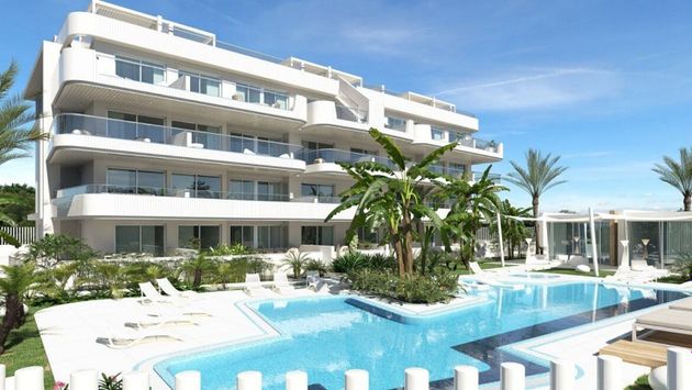 Foto 1 de Pis en venda a Cabo Roig - La Zenia de 2 habitacions amb piscina i jardí