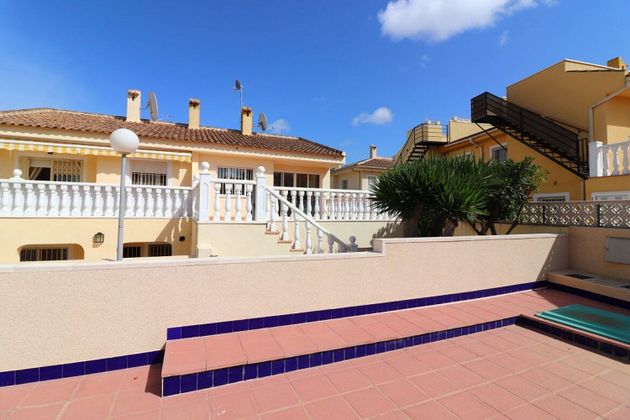 Foto 2 de Venta de chalet en Benimarfull de 3 habitaciones con terraza y piscina