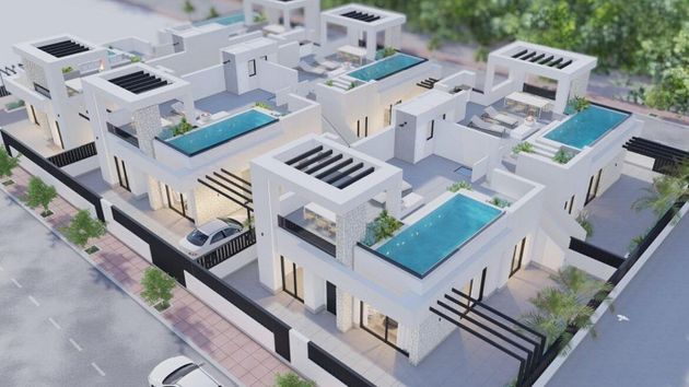 Foto 2 de Venta de piso en Mar Menor Golf de 3 habitaciones con piscina y jardín