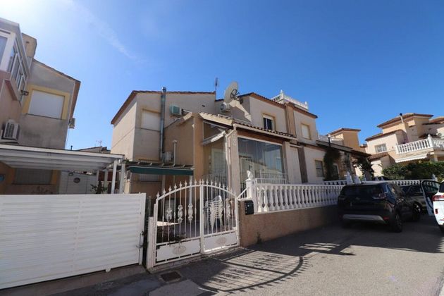 Foto 1 de Casa adosada en venta en Algorfa de 3 habitaciones con terraza y jardín