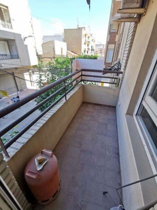 Foto 2 de Pis en venda a Almoradí de 3 habitacions amb balcó i aire acondicionat