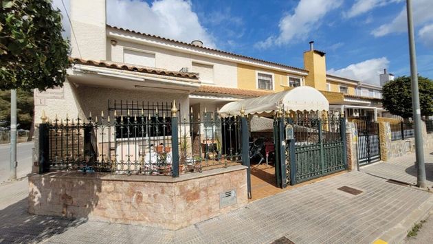 Foto 1 de Xalet en venda a Almoradí de 5 habitacions amb terrassa i jardí
