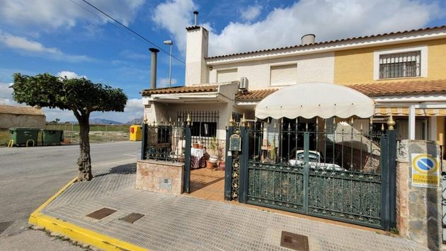 Foto 2 de Xalet en venda a Almoradí de 5 habitacions amb terrassa i jardí