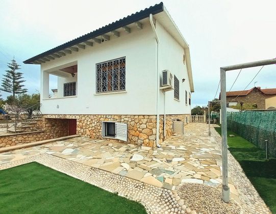 Foto 2 de Casa en venta en Berà Mar - El Francaset de 4 habitaciones con piscina