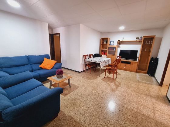Foto 2 de Piso en venta en Santa Oliva de 3 habitaciones y 67 m²