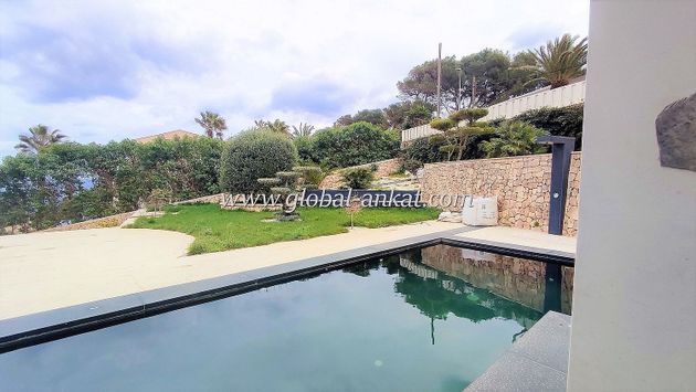 Foto 2 de Venta de chalet en Cala Murada de 5 habitaciones con terraza y piscina