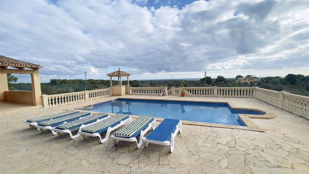 Foto 1 de Alquiler de casa rural en Felanitx de 4 habitaciones con terraza y piscina