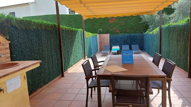 Foto 2 de Casa en venta en Torroella de Montgrí pueblo de 2 habitaciones con terraza y piscina