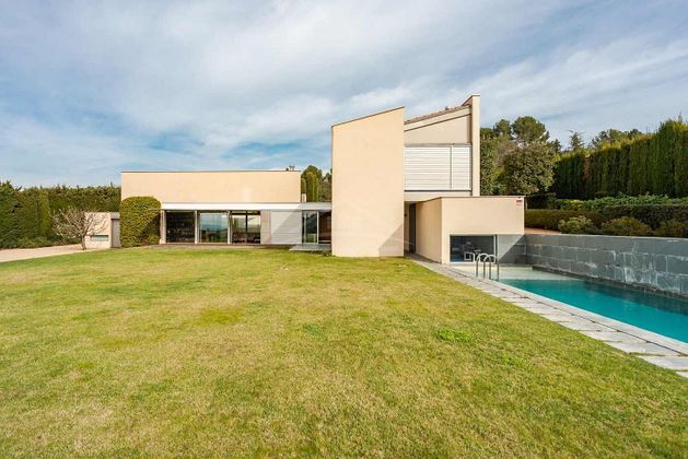 Foto 2 de Casa en venda a Vilopriu de 3 habitacions amb terrassa i piscina