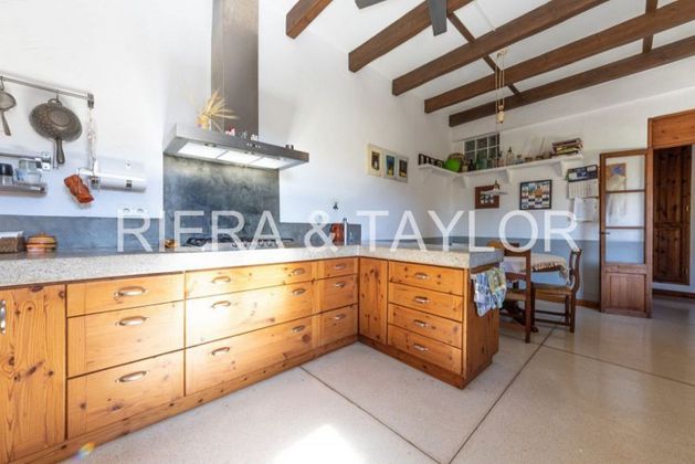 Foto 2 de Casa adossada en venda a Petra de 4 habitacions amb terrassa
