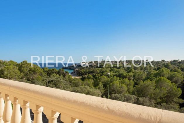 Foto 1 de Casa adossada en venda a Cales de Mallorca de 2 habitacions amb terrassa i piscina