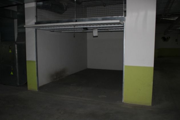 Foto 2 de Piso en venta en calle Colon de 2 habitaciones con terraza y garaje
