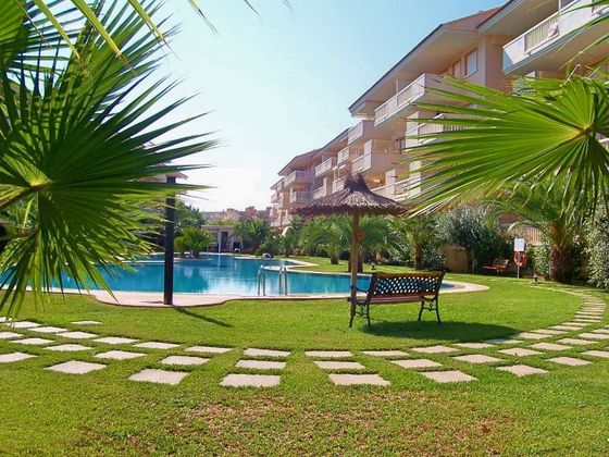 Foto 1 de Àtic en venda a calle Burdeos Montañar de 3 habitacions amb terrassa i piscina