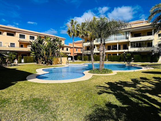 Foto 1 de Casa en venda a calle Niza de 5 habitacions amb terrassa i piscina