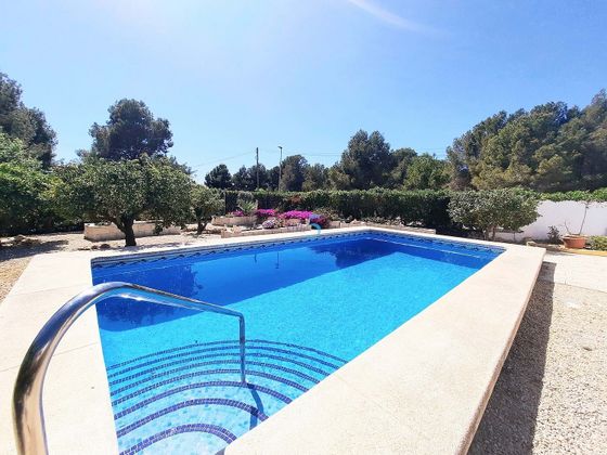Foto 2 de Pis en venda a Alfaz del Pi Pueblo-Urbanizaciones de 4 habitacions amb piscina i garatge