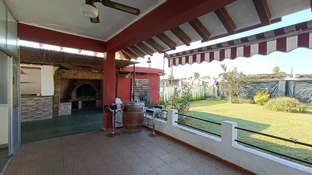 Foto 2 de Venta de casa rural en Urbanizaciones- Santa Ana- Las Estrellas de 3 habitaciones con terraza y piscina