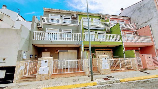 Foto 1 de Venta de casa en Beniflá de 4 habitaciones con terraza y garaje