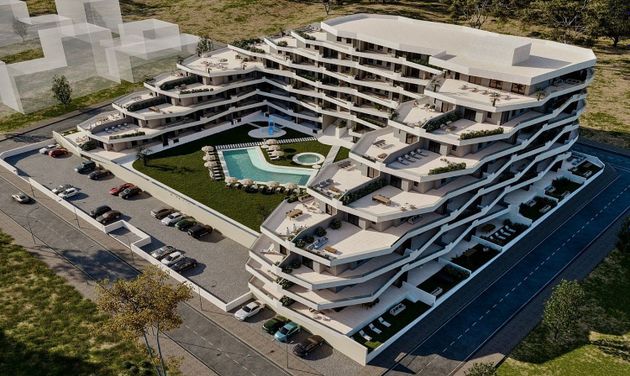 Foto 2 de Pis en venda a avenida Alicante de 3 habitacions amb terrassa i piscina