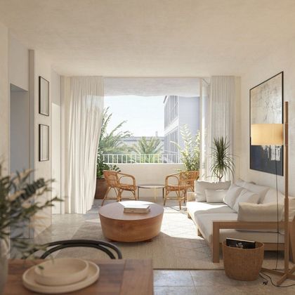 Foto 2 de Àtic en venda a calle Mar Baltico de 2 habitacions amb terrassa i piscina