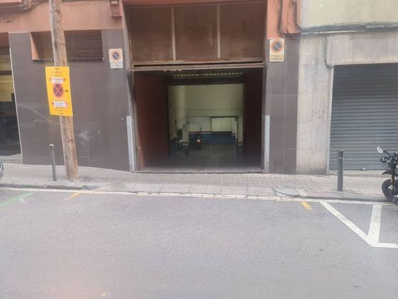 Foto 2 de Garaje en venta en Sant Andreu de Palomar de 12 m²