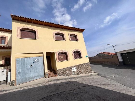 Foto 1 de Casa en venda a calle Jarama de 2 habitacions amb terrassa