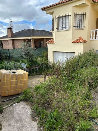 Foto 2 de Casa en venda a Casar de Escalona (El) de 3 habitacions amb terrassa i piscina