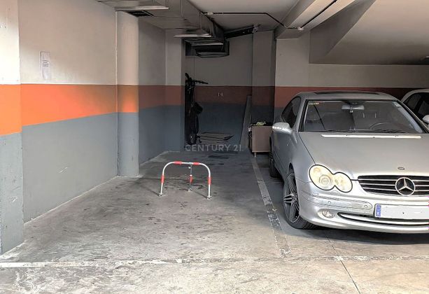 Foto 1 de Venta de garaje en calle Eugenio Serrano de 18 m²
