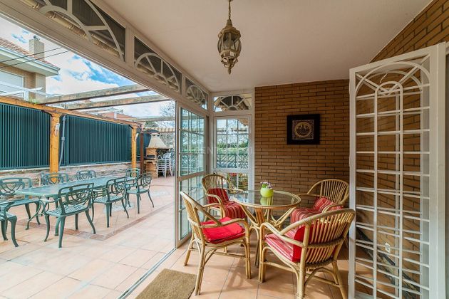 Foto 2 de Casa adossada en venda a Parque Europa - Los Pitufos de 4 habitacions amb terrassa i garatge