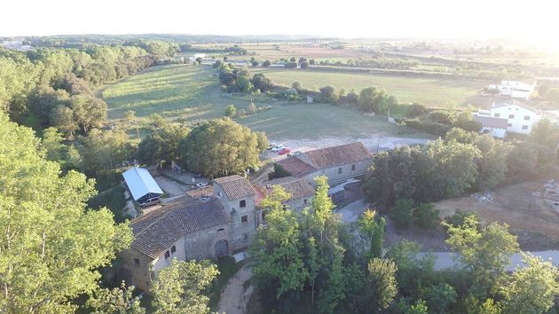 Foto 2 de Casa rural en venda a Borrassà de 7 habitacions amb terrassa i jardí