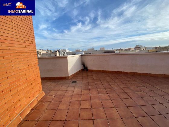 Foto 2 de Venta de ático en Roquetas Centro de 3 habitaciones con terraza y balcón