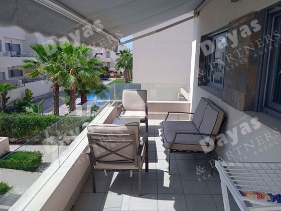 Foto 1 de Casa en venda a calle Urbano Arregui de 2 habitacions amb terrassa i piscina