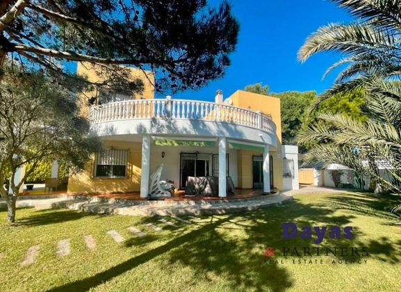 Foto 2 de Xalet en lloguer a Playa Flamenca - Punta Prima de 3 habitacions amb terrassa i piscina
