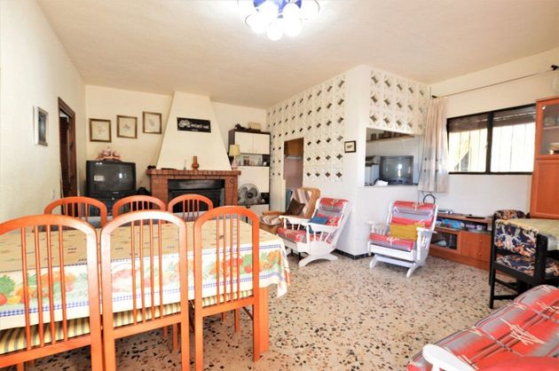 Foto 2 de Casa rural en venda a Petrer de 2 habitacions amb terrassa i calefacció