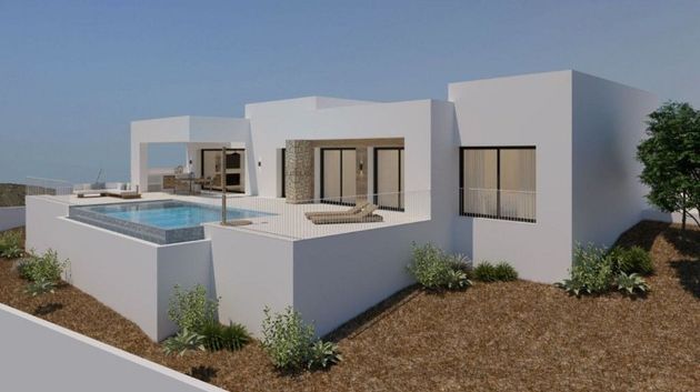 Foto 1 de Venta de casa en Alcalalí de 3 habitaciones con terraza y piscina