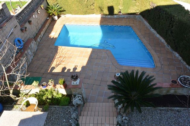 Foto 2 de Xalet en venda a Sant Fost de Campsentelles de 4 habitacions amb terrassa i piscina