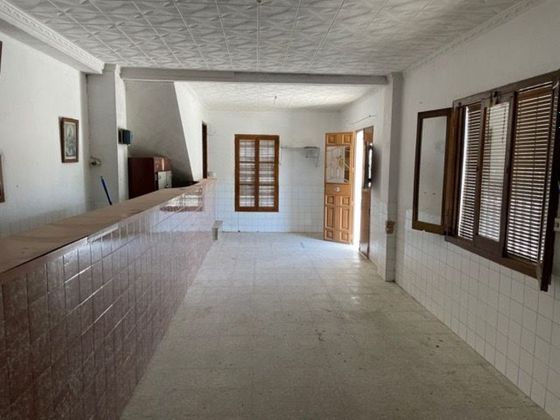 Foto 2 de Casa en venda a calle La Iglesia de 4 habitacions i 300 m²