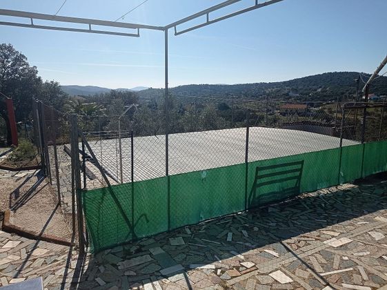 Foto 2 de Xalet en venda a calle Villafatigas de 3 habitacions amb terrassa i piscina