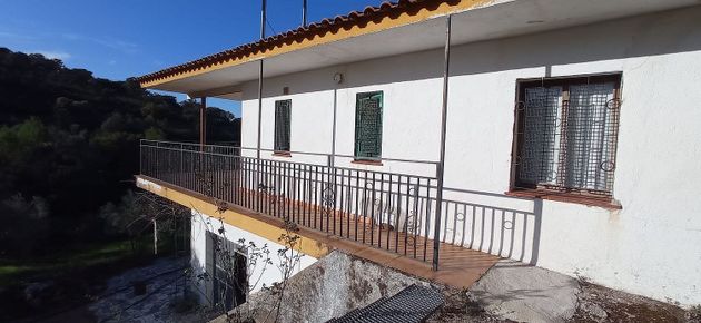 Foto 2 de Venta de chalet en calle Los Jarales de 3 habitaciones con terraza y piscina