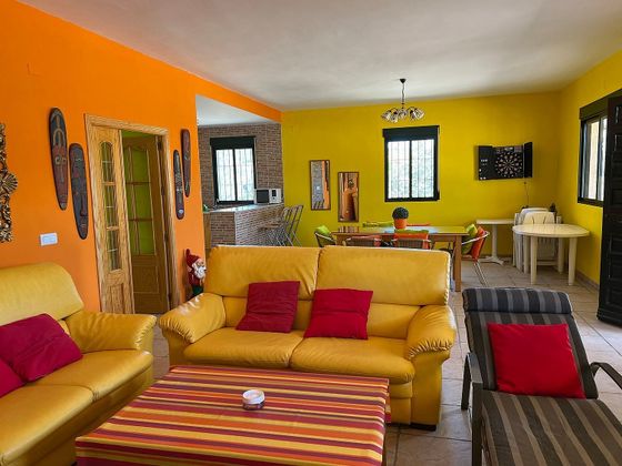 Foto 2 de Chalet en venta en calle Villafatigas de 4 habitaciones con terraza y piscina