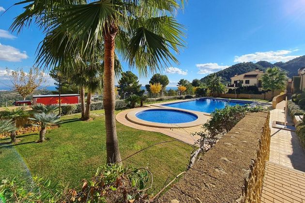 Foto 2 de Xalet en venda a avenida Balcon de Ponoig de 4 habitacions amb terrassa i piscina