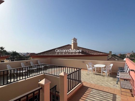 Foto 1 de Àtic en venda a Costa Adeje de 2 habitacions amb terrassa i piscina