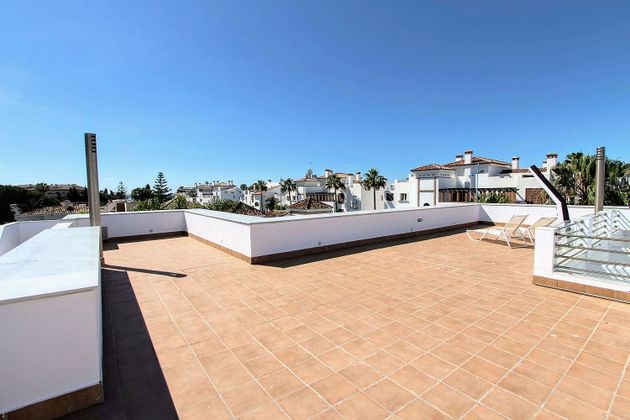Foto 2 de Chalet en venta en Nueva Alcántara de 6 habitaciones con terraza y piscina