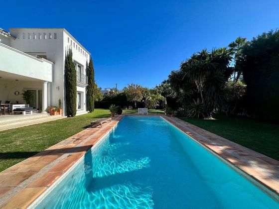 Foto 2 de Xalet en venda a Paraíso - Atalaya- Benamara de 5 habitacions amb terrassa i piscina