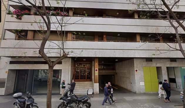 Foto 1 de Alquiler de oficina en calle De Sorní de 375 m²