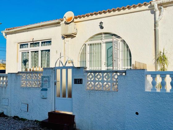 Foto 2 de Casa en venda a La Siesta - El Salado - Torreta de 1 habitació amb terrassa i calefacció
