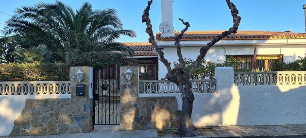 Foto 2 de Xalet en venda a Vilafortuny - Cap de Sant Pere de 4 habitacions amb terrassa i piscina