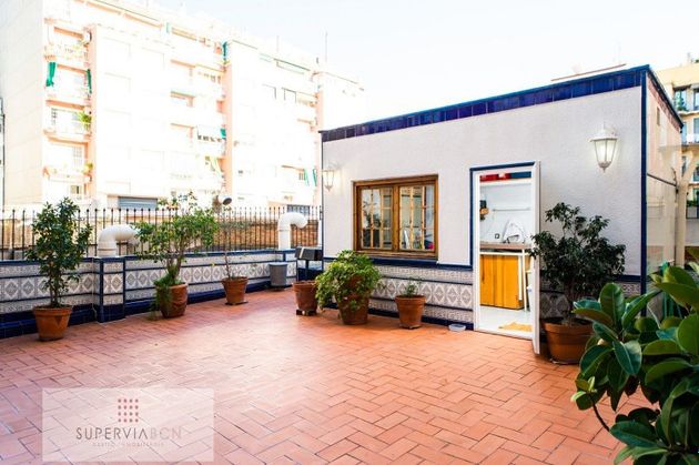 Foto 1 de Piso en venta en La Dreta de l'Eixample de 5 habitaciones con terraza y balcón