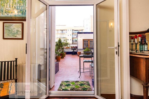 Foto 2 de Pis en venda a La Dreta de l'Eixample de 5 habitacions amb terrassa i balcó