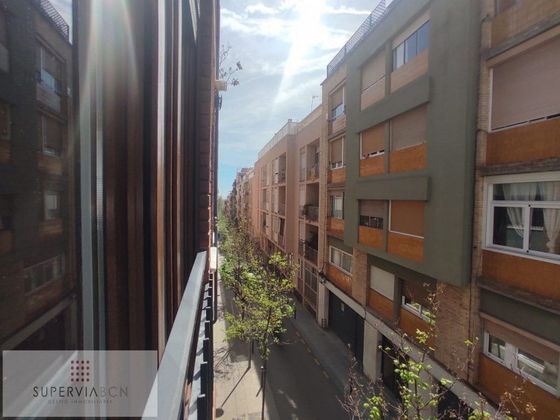 Foto 1 de Pis en venda a Vila de Gràcia de 3 habitacions amb balcó i calefacció