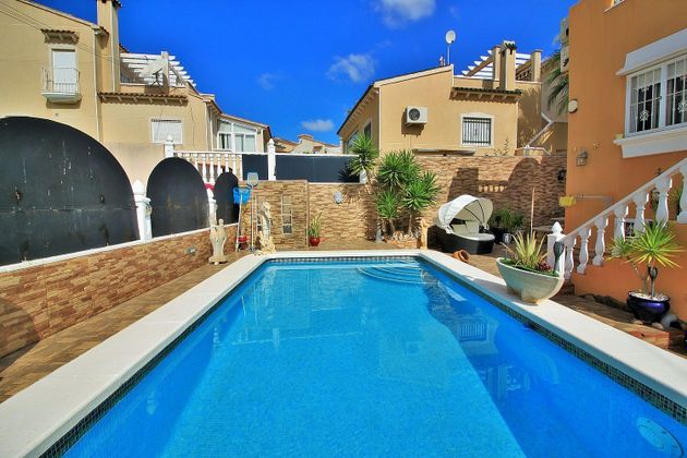 Foto 2 de Chalet en venta en calle Garrucha de 4 habitaciones con terraza y piscina